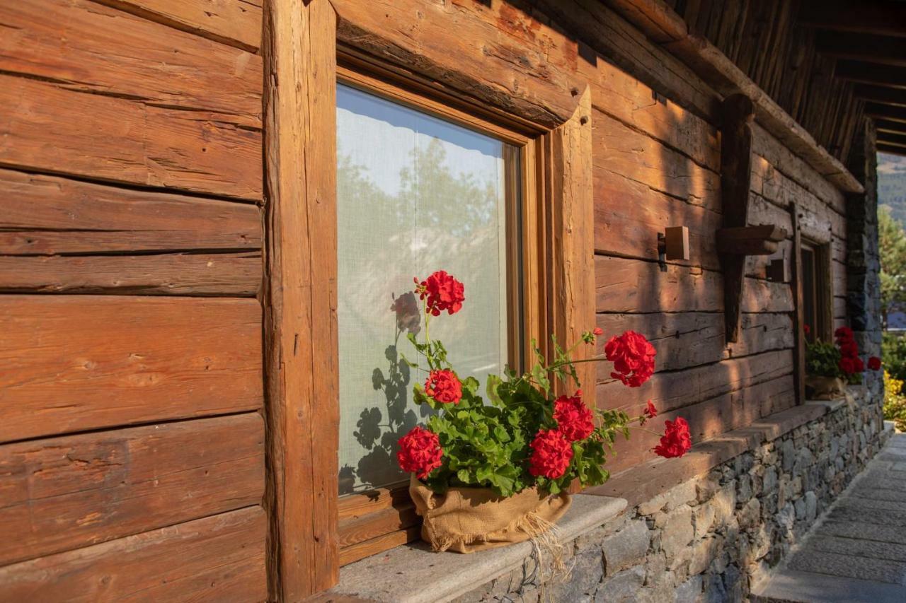Casa Vacanze Petit Haury - Alloggi Ad Uso Turistico Vda Arvier N 0039 E N 0040 - Dış mekan fotoğraf