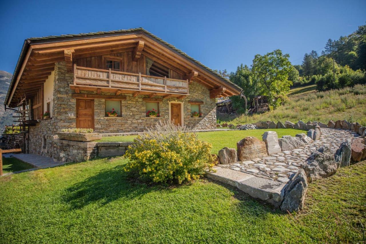 Casa Vacanze Petit Haury - Alloggi Ad Uso Turistico Vda Arvier N 0039 E N 0040 - Dış mekan fotoğraf
